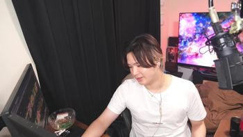 Larkizの配信のサムネイル画像