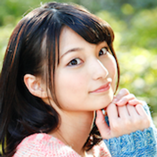 高野麻里佳